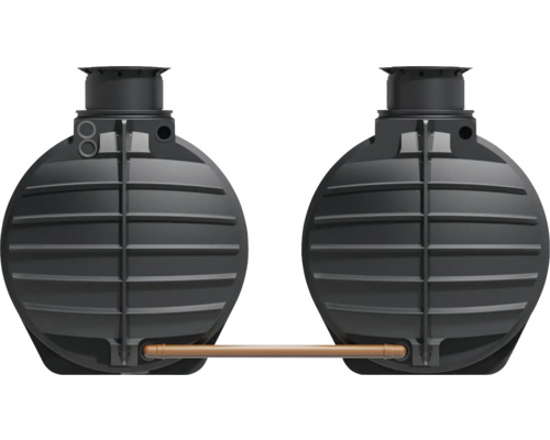 Zwei Erdtanks aus Kunststoff mit Verbindungsrohr