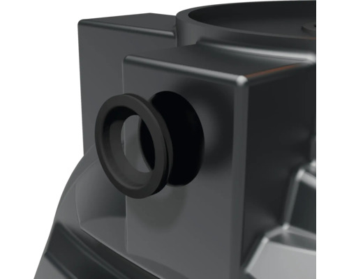 Vue détaillée d''un réservoir en plastique avec manchon d''étanchéité