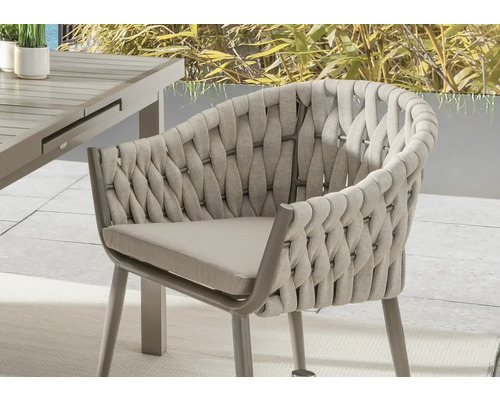 Fauteuil de jardin avec dossier tressé et coussin d''assise