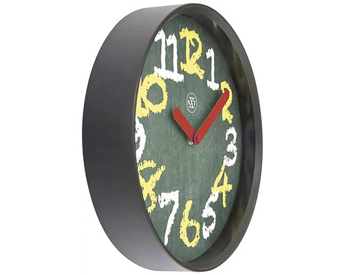 Horloge murale avec design tableau noir et chiffres