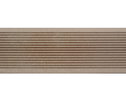 Lame de terrasse avec surface rainurée