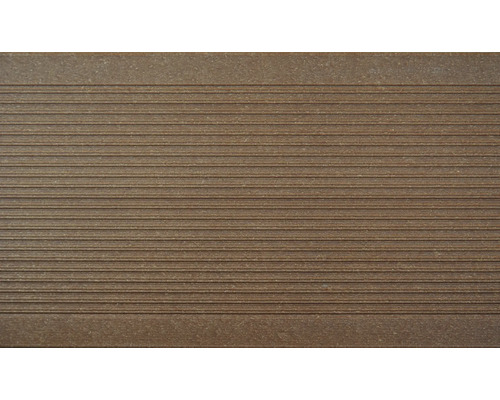 Lame de terrasse en composite bois-polymère avec surface rainurée