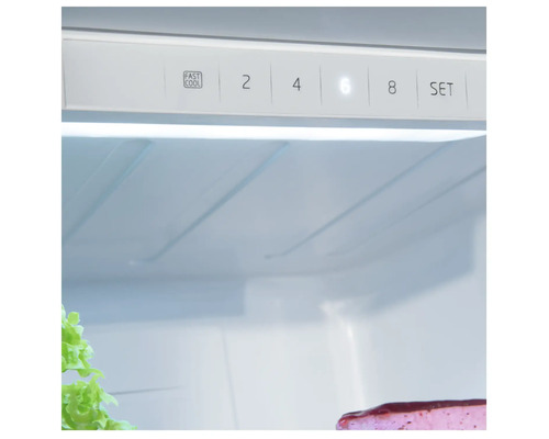 Vue intérieure d''un réfrigérateur avec régulateur de température