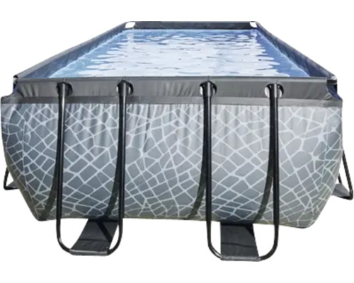 Piscine tubulaire rectangulaire avec habillage à motif de pierre gris et cadre en acier