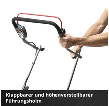 Detailaufnahme eines klappbaren und höhenverstellbaren Führungsholms eines Rasenmähers.