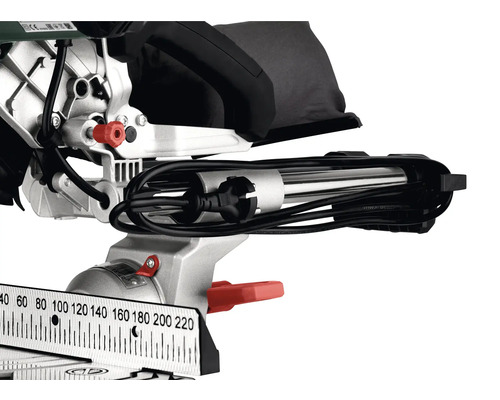 Details einer Kapp- und Gehrungssäge mit Skala, Kabel und Staubfangsack