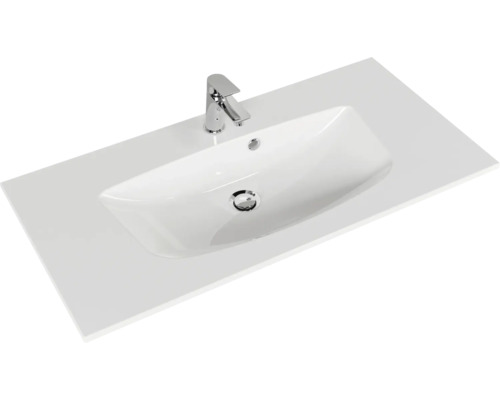 Vasque avec robinet et plaque rectangulaire