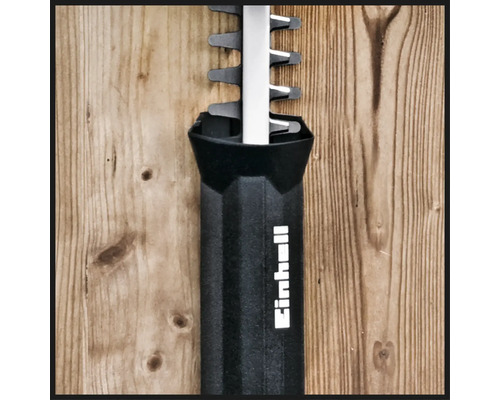 Einhell Logo auf einer Heckenschere