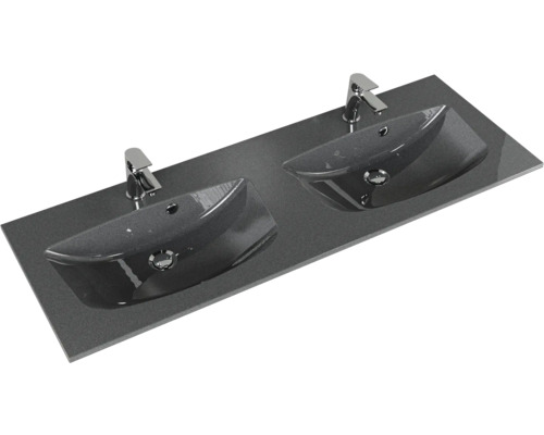 Double vasque avec deux lavabos et robinets