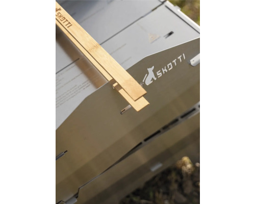 Skotti Grill mit Bambuszange