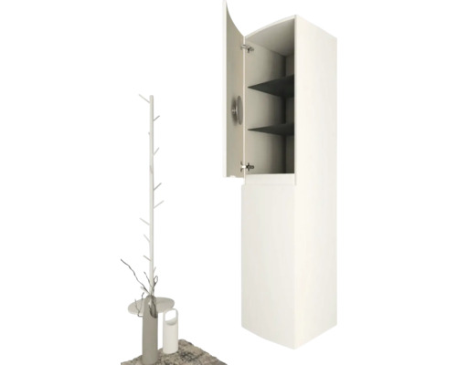 Armoire de salle de bain avec porte ouverte et étagères, ainsi qu''un porte-manteau