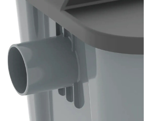 Detailansicht eines grauen Abwasserbehälters mit Anschlussstutzen