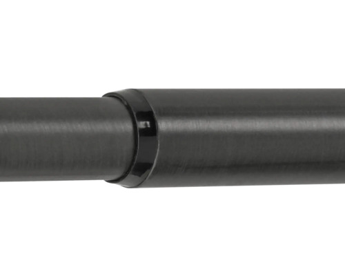 Detailaufnahme einer Gardinenstange