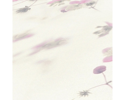 Dekorative florale Verzierung mit Blüten und Blättern