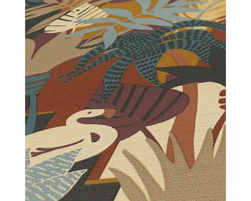 Vue détaillée d''un papier peint à motifs avec des animaux et des plantes exotiques