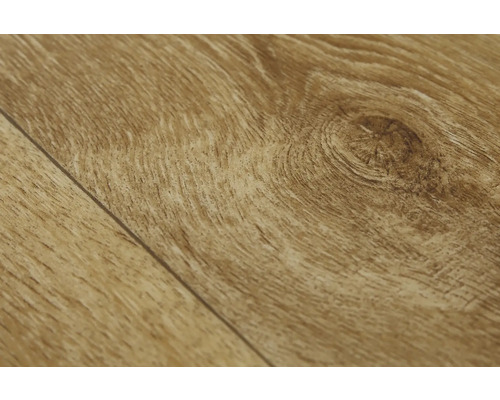 Gros plan sur un sol stratifié