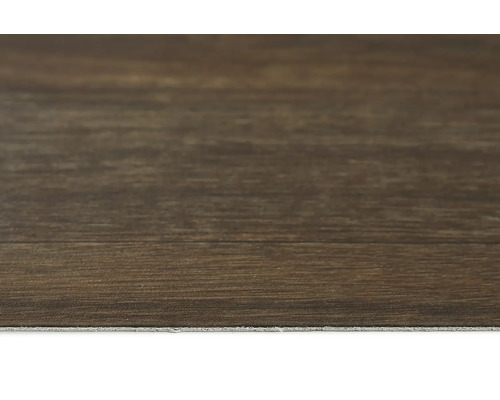 Nahaufnahme eines Vinylbodens in Holzoptik