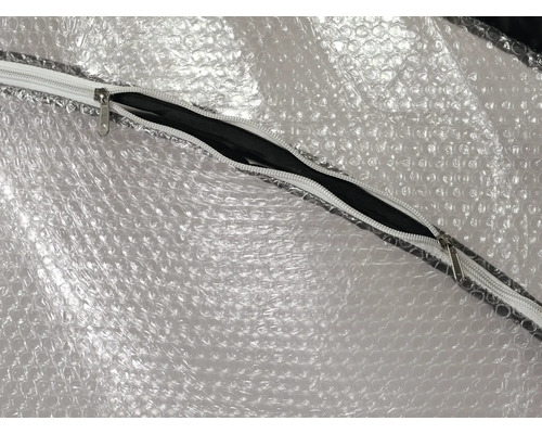 Vue détaillée d''un film à bulles avec fermeture éclair