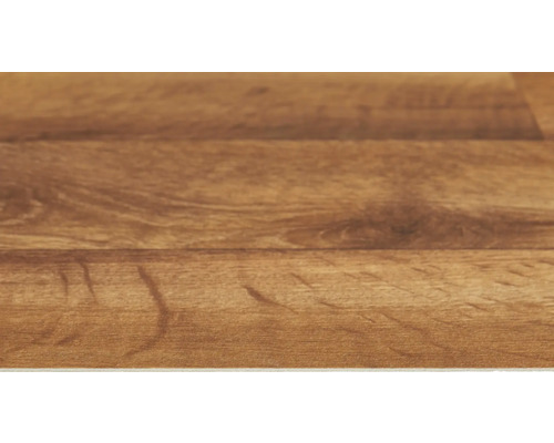 Nahaufnahme eines Laminatbodens in Holzoptik