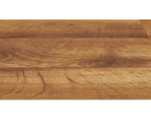 Nahaufnahme eines Laminatbodens in Holzoptik