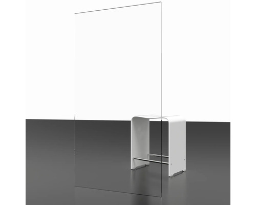 Transparente Schutzwand aus Glas neben einem Hocker.