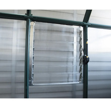 Fenêtre de serre avec lamelles pour la ventilation