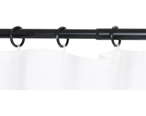 Gardinenstange mit Ringen und Vorhang