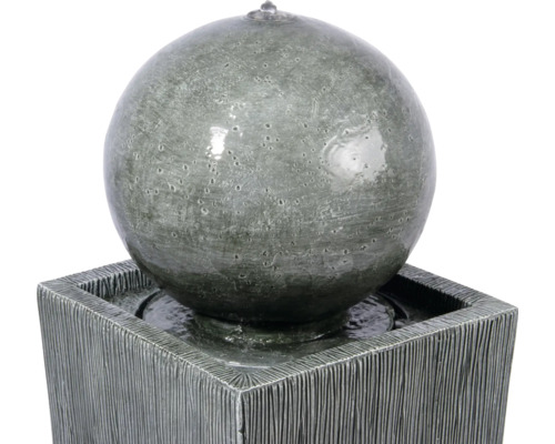 Fontaine de jardin sphérique en pierre