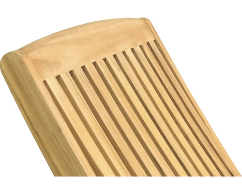 Vue détaillée d''un transat en bois avec sommier à lattes