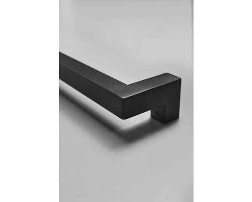 Schwarzer, eckiger Handtuchhalter für das Badezimmer