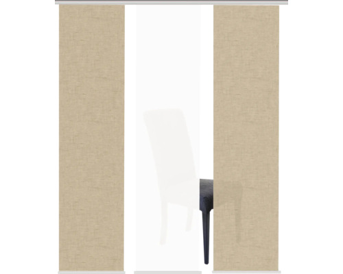 Trois panneaux coulissants devant une chaise