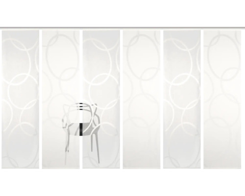 Flächenvorhang mit Ringmuster und Stuhl