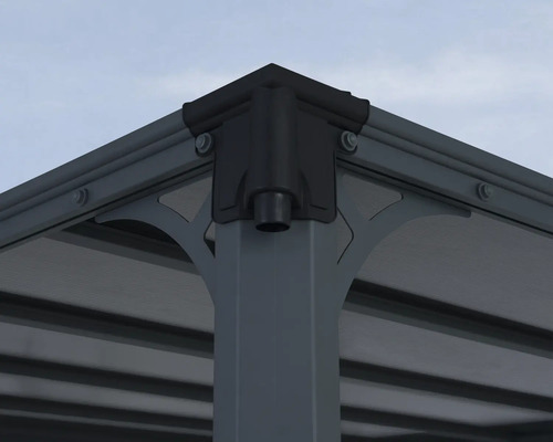 Detailaufnahme einer Terrassenüberdachung mit Eckverbindung