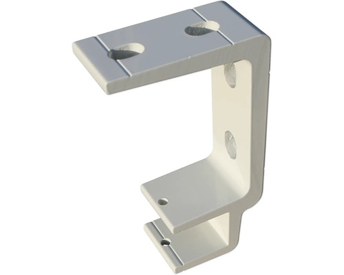 Kunststoffhalterung mit Befestigungslöchern