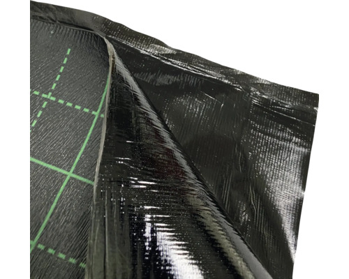 Membrane bitumineuse sur un rouleau avec grille