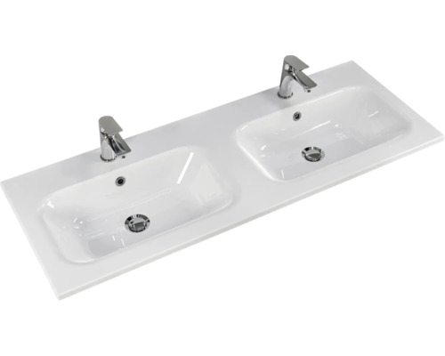Double vasque en céramique avec deux robinets