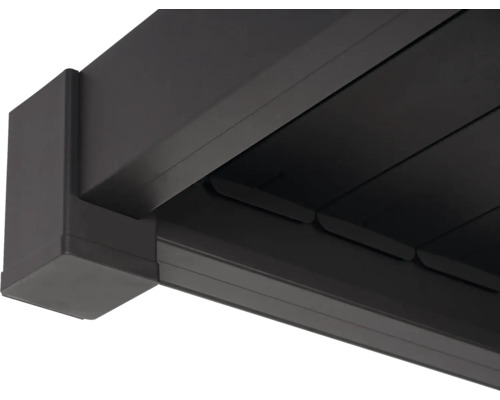 Vue détaillée d''un toit de terrasse en aluminium avec des lamelles