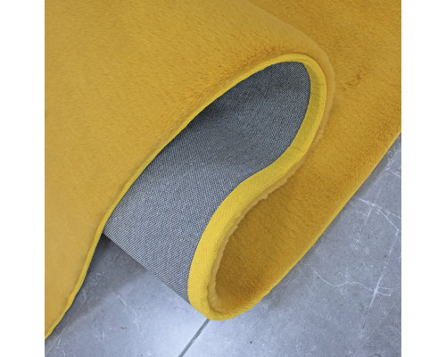 Vue détaillée d''un tapis avec poils et envers textile