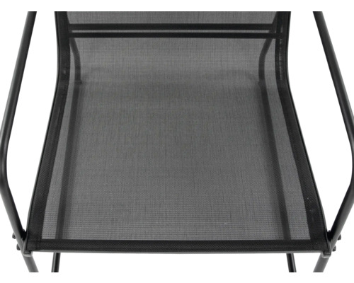 Vue détaillée d''une chaise de jardin avec revêtement textile