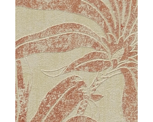 Gros plan d''un papier peint à motifs avec des motifs végétaux