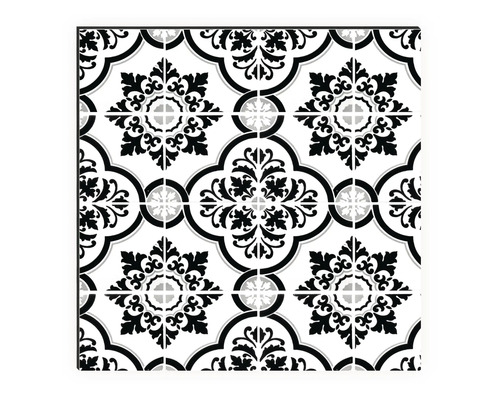Muster aus Bodenfliesen mit floralen Ornamenten in Schwarz und Weiß