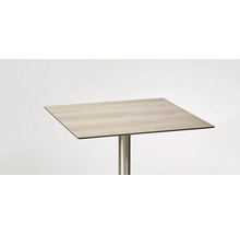 Table haute carrée avec plateau aspect bois et pied en métal