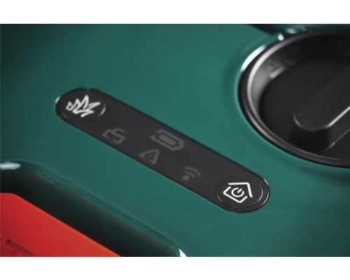 Gros plan sur un robot tondeuse avec affichage pour fonction de tonte, verrouillage, niveau de batterie, avertissement, Wi-Fi et démarrage