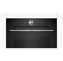 Bosch Backofen mit Bedienelementen und Display