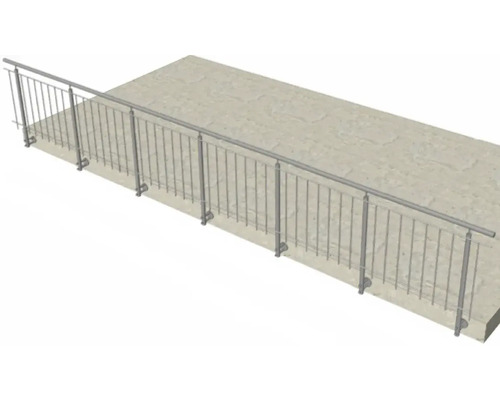 Garde-corps en métal sur une terrasse en béton