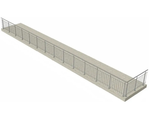 Lange Brücke mit Geländer