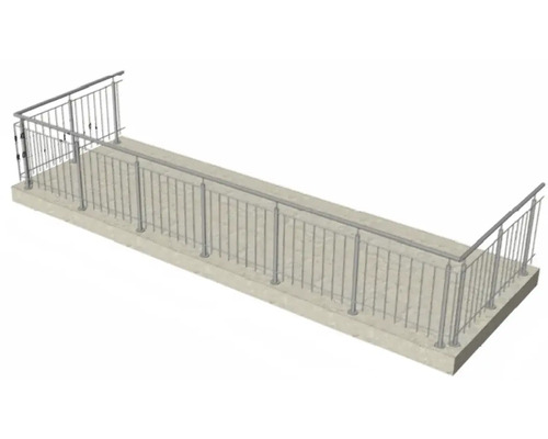 Balkongeländer aus Metall auf einer Betonfläche