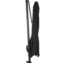 Parasol fermé monté latéralement avec mât