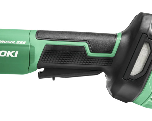 Gros plan sur la poignée d''une ponceuse