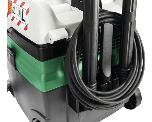 Detailansicht eines Nass Trockensaugers mit Kabel und Griff